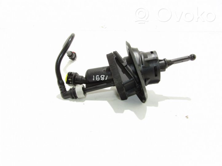 Ford Kuga I Clutch master cylinder 