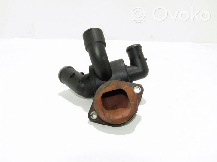 Volkswagen PASSAT CC Thermostat housing 