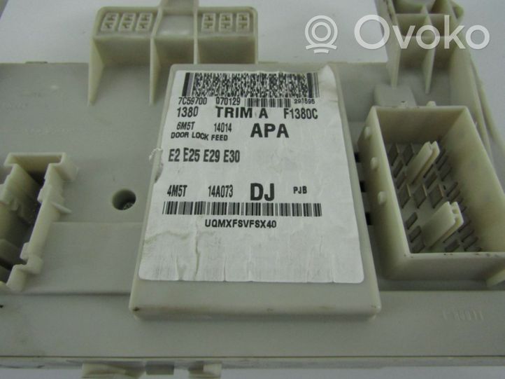 Ford C-MAX I Fuse module 