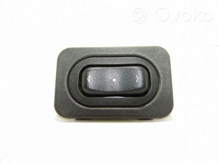 Opel Meriva A Electric window control switch 