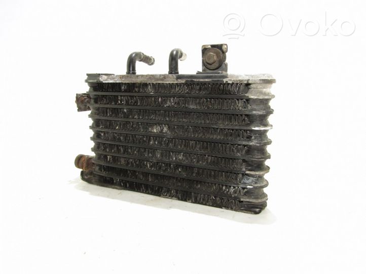 Toyota Avensis T270 Engine oil radiator 