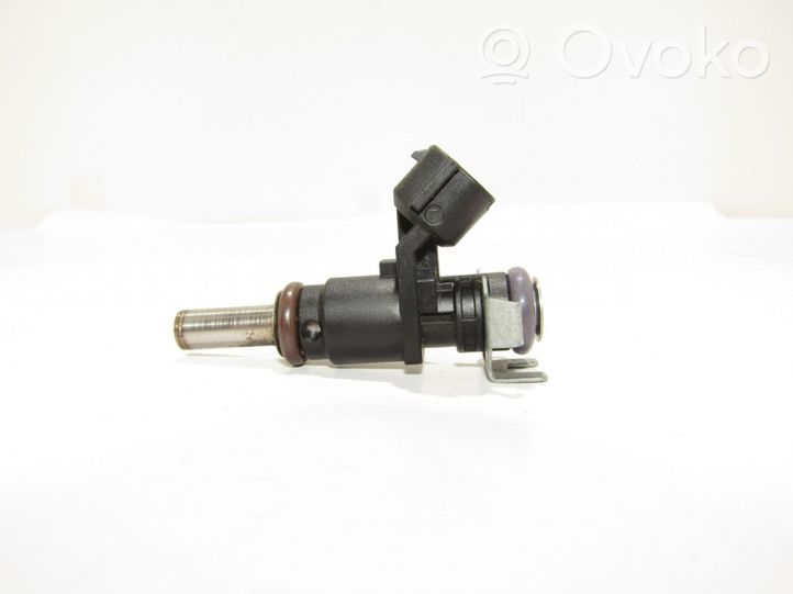 Skoda Fabia Mk3 (NJ) Injecteur de carburant 