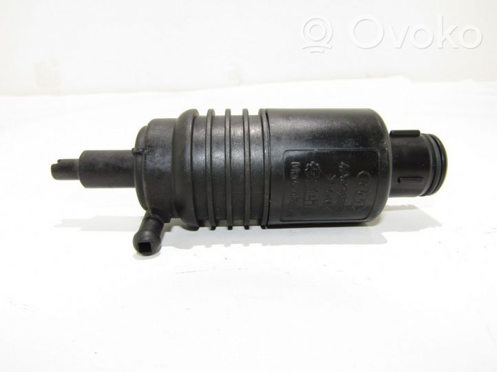 Audi A6 S6 C4 4A Windscreen/windshield washer pump 