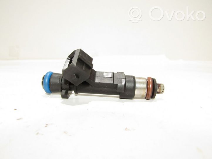 Opel Zafira C Injecteur de carburant 