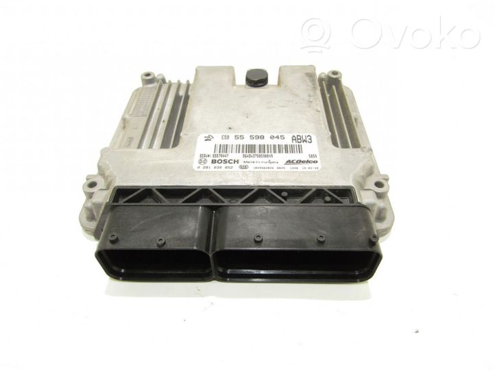 Opel Insignia A Engine control unit/module 