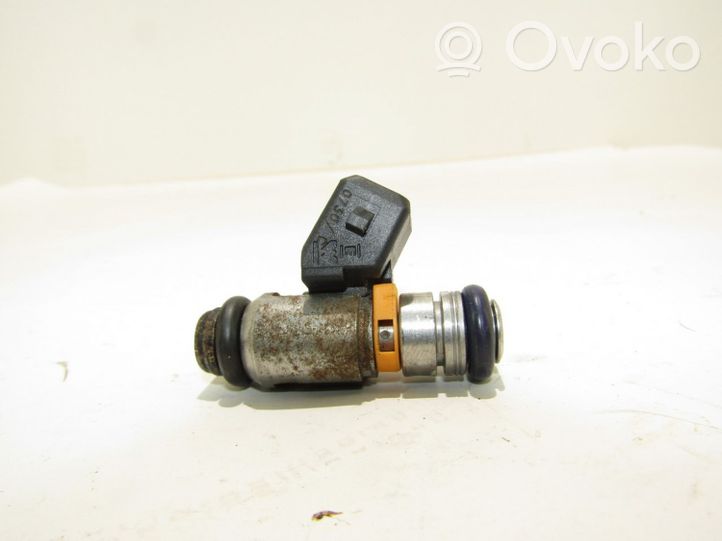 Fiat 500 Inyector de combustible 