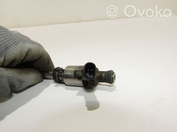 Volkswagen Scirocco Fuel injector 