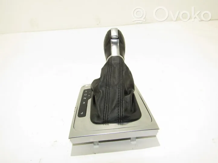 Volkswagen PASSAT B7 Gear lever shifter trim leather/knob 