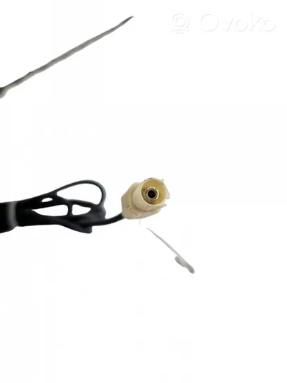 Renault Twingo II Radion antenni 