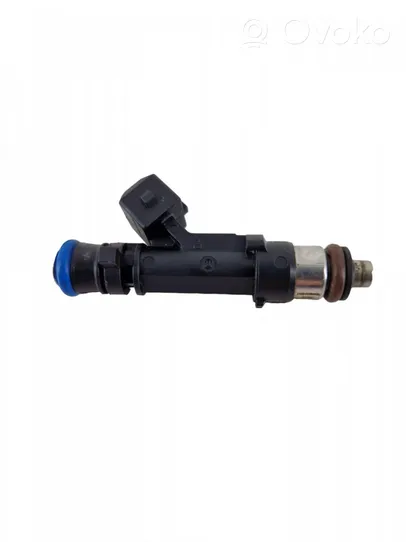 Opel Mokka Fuel injector 