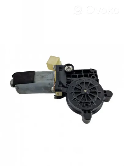 Volvo XC90 Front door window regulator motor 