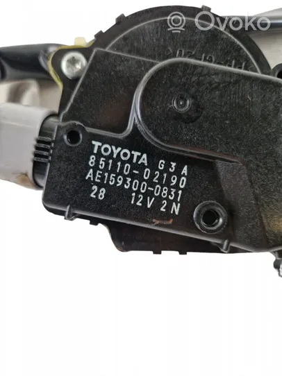 Toyota Auris 150 Etupyyhkimen vivusto ja moottori 