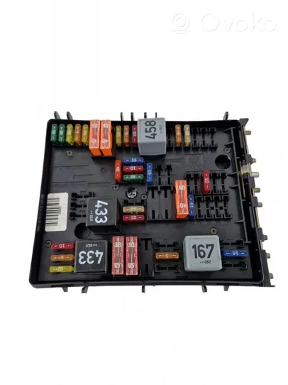 Audi A3 S3 8P Module de fusibles 