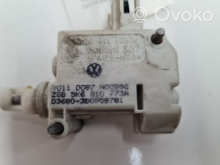 Volkswagen Golf VI Motorino del tappo del serbatoio del carburante 5K6810773A