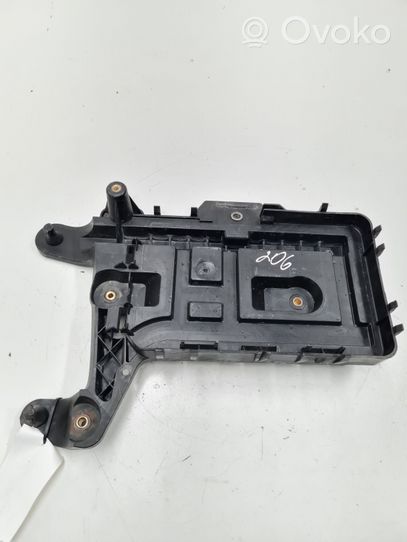 Seat Altea Boîte de batterie 1K0915333C