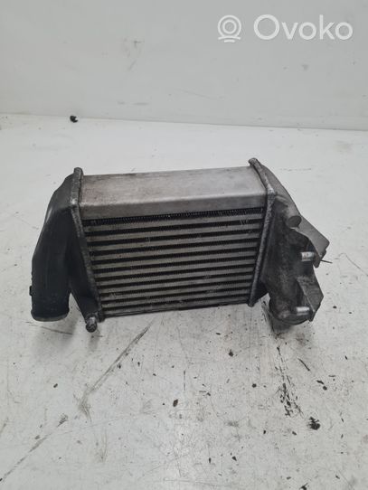 Audi A4 S4 B6 8E 8H Chłodnica powietrza doładowującego / Intercooler 8E0145805M