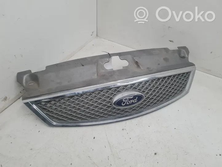 Ford Mondeo Mk III Grotelės priekinės 3S718A100ABW