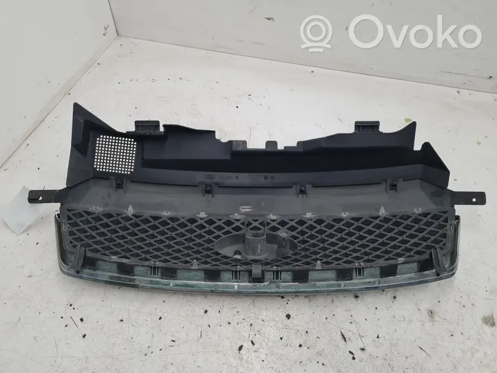 Ford C-MAX I Atrapa chłodnicy / Grill 3M51R8138