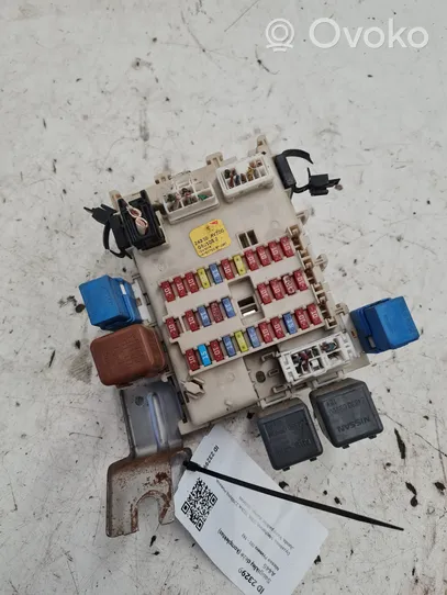 Nissan Primera Fuse box set 24350AV700