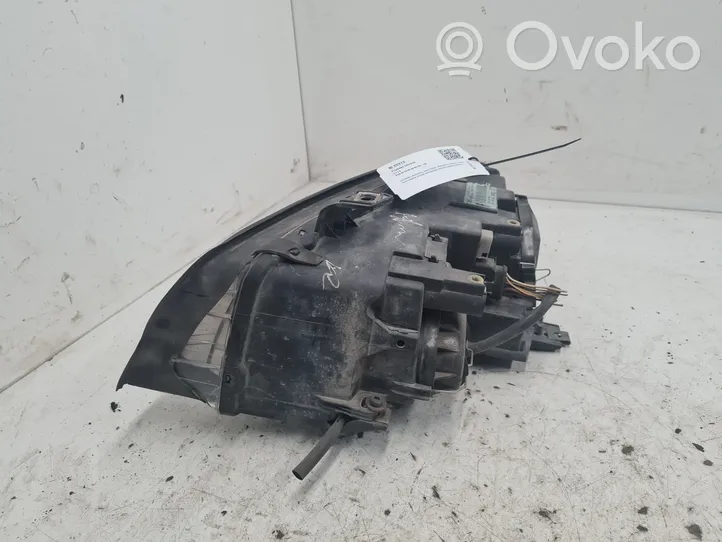 Audi A4 S4 B6 8E 8H Phare frontale 