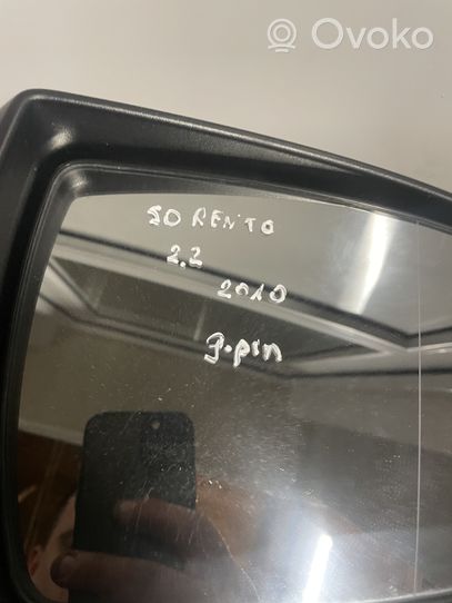 KIA Sorento Etuoven sähköinen sivupeili E13027419