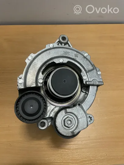 Hyundai Tucson TL Alternador 363002U000