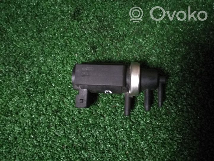 Audi A6 S6 C5 4B Solenoidinis vožtuvas 059906627