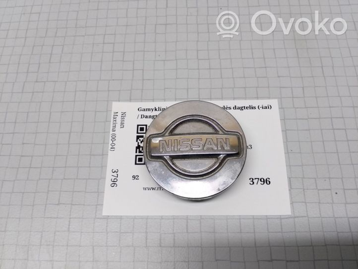 Nissan Maxima Original wheel cap 403435P210