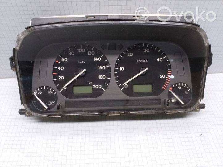 Volkswagen Golf III Compteur de vitesse tableau de bord 1H0919860F