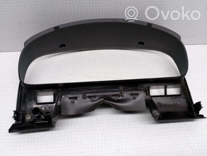 Nissan Maxima Verkleidung des Armaturenbretts 682402Y900G9235552100PG05