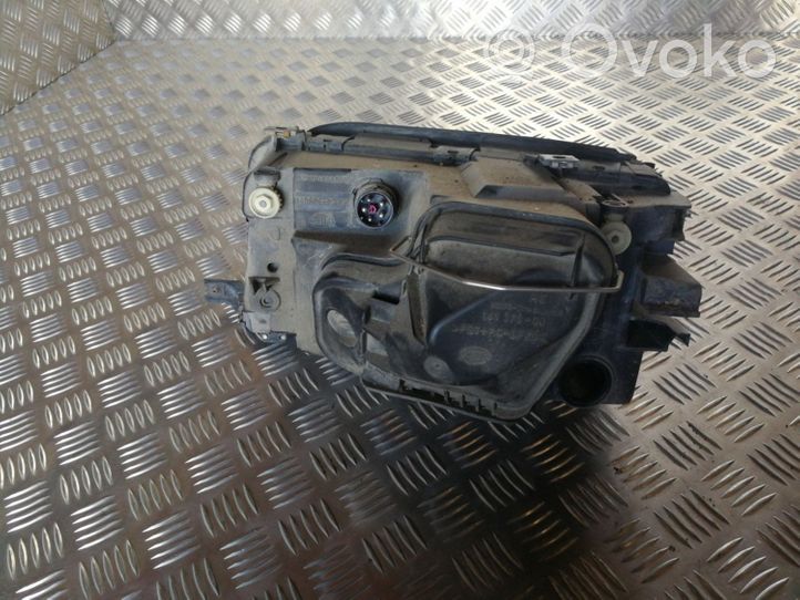 Audi A6 S6 C4 4A Phare frontale 14050602RE