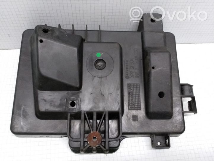 Opel Astra G Couvercle de boîtier de batterie 24449812