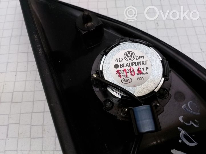 Volkswagen PASSAT B5.5 Copertura in plastica per specchietti retrovisori esterni 3B0035411F