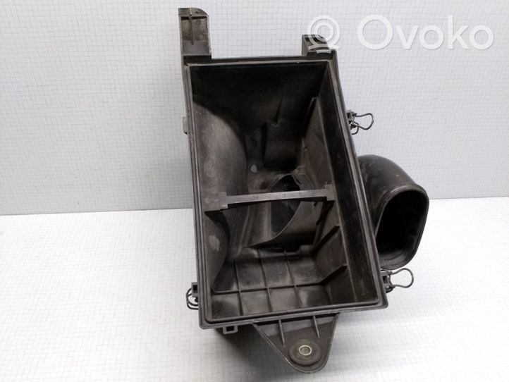 Audi A6 S6 C4 4A Air filter box 