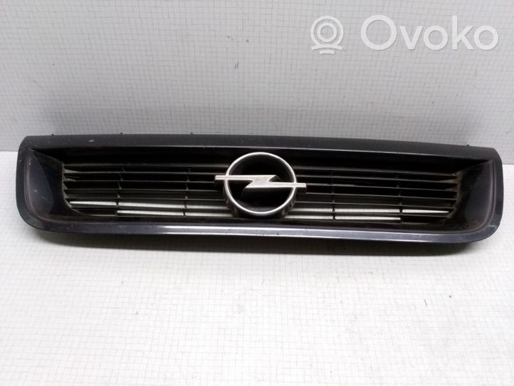 Opel Vectra A Grille calandre supérieure de pare-chocs avant 90463089