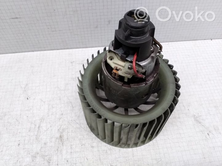 Audi 100 S4 C4 Ventola riscaldamento/ventilatore abitacolo 4A0959101A