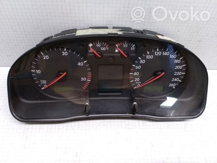 Volkswagen PASSAT B5 Moottorinohjausyksikön sarja ja lukkosarja 038906019CD