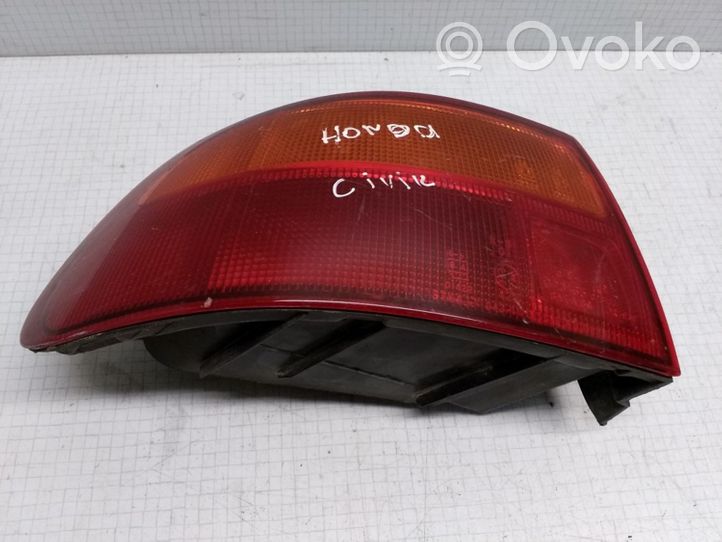 Honda Civic Feux arrière / postérieurs 0431120L