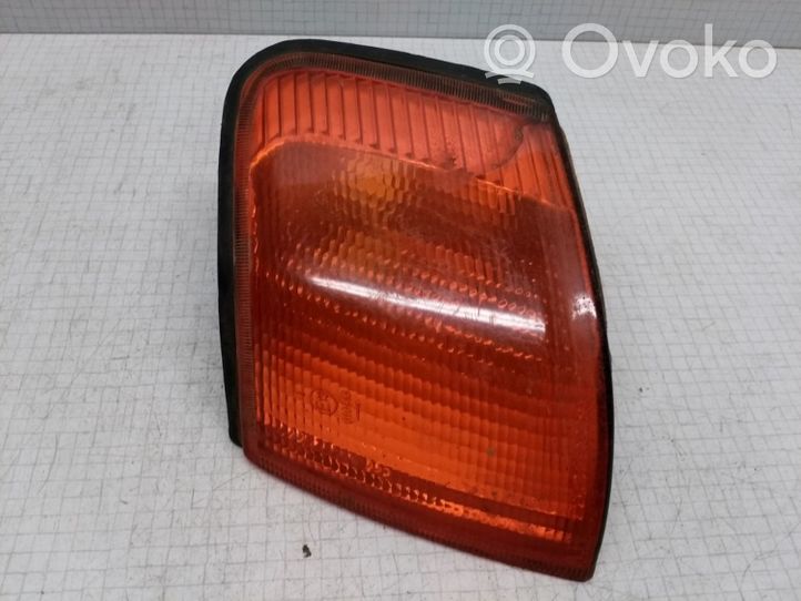 Ford Scorpio Indicatore di direzione anteriore 183135B