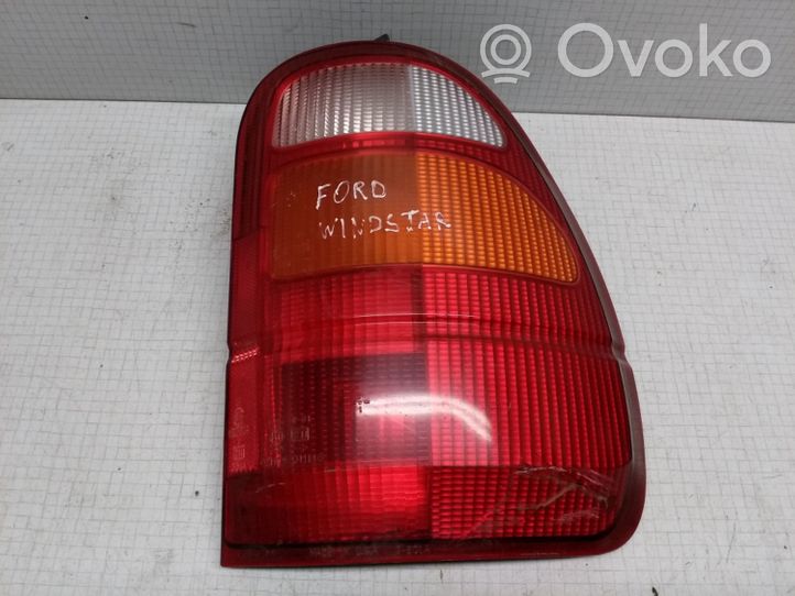 Ford Windstar Luci posteriori F58B13440A