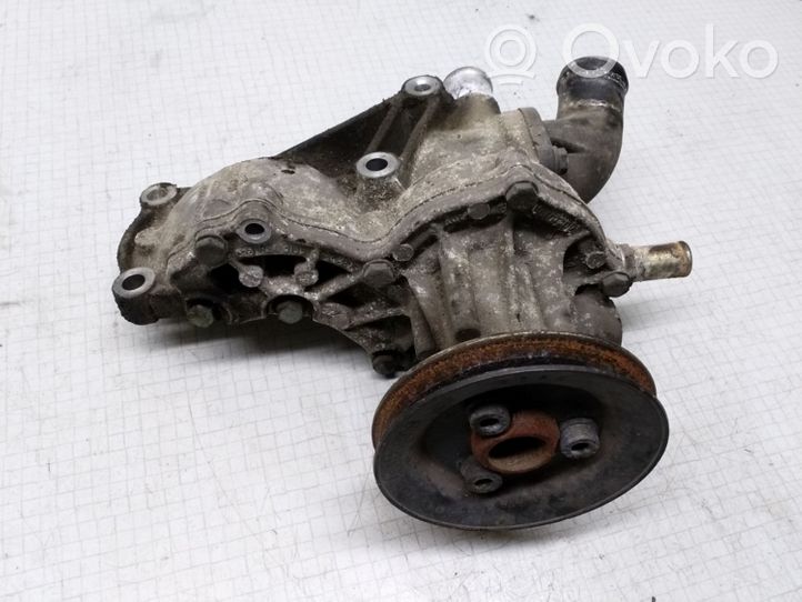 Audi A6 S6 C4 4A Pompe de circulation d'eau 026121019B