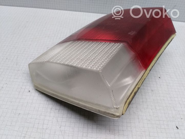 Audi 80 90 B3 Takaluukun takavalot 893945093