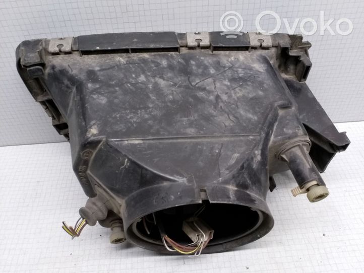 Audi 100 200 5000 C3 Lampa przednia 301131955