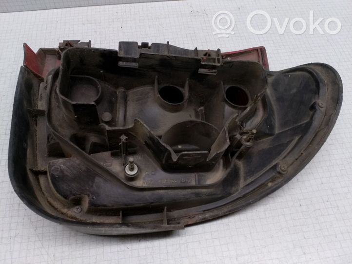 Mazda E2000 - E2200 Takavalot 22061364