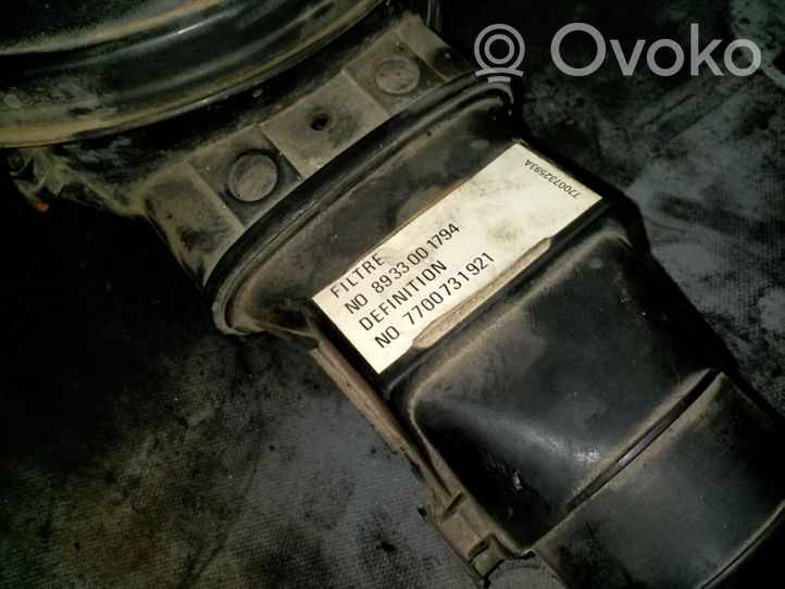 Renault 19 Obudowa filtra powietrza 7700731921