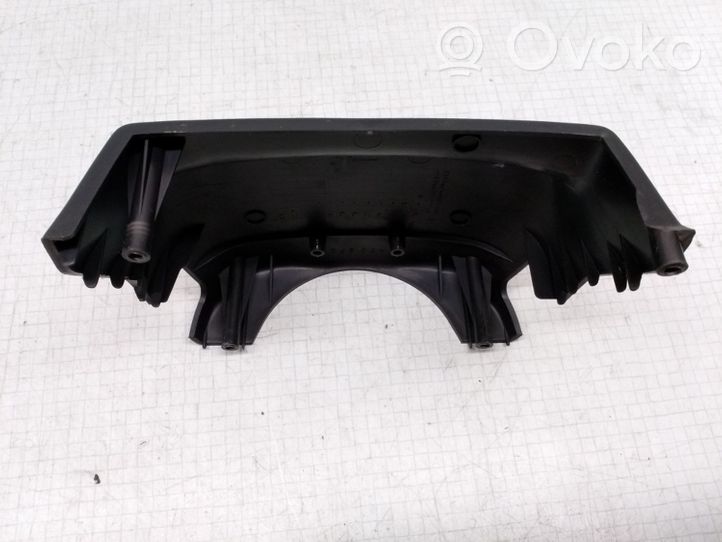 Nissan Primera Rivestimento del piantone del volante 484702F000