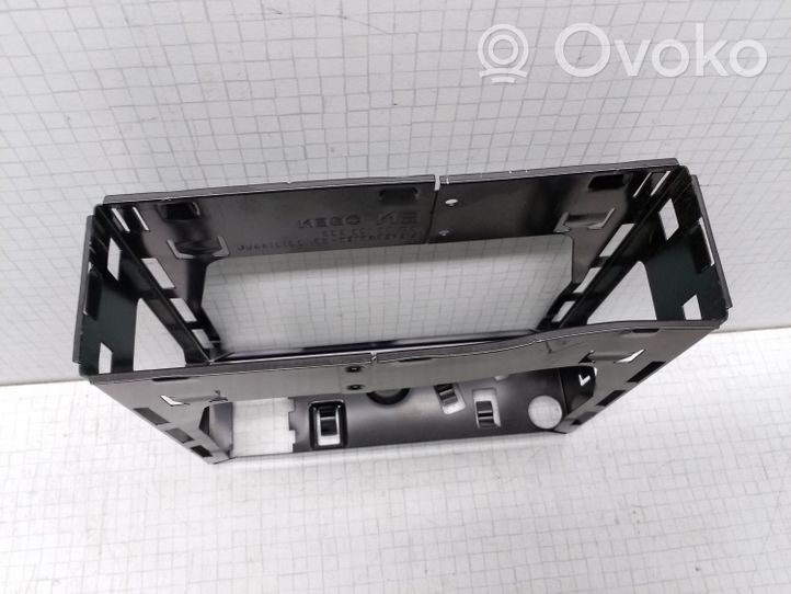 Opel Astra G Radio/GPS head unit trim 09130696