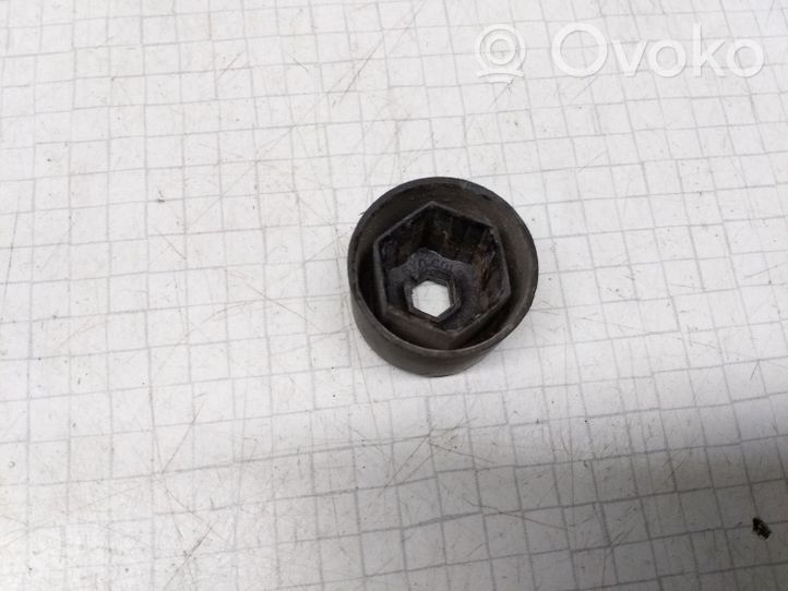 Volkswagen Lupo Wheel nut cap/cover 6X0601173B