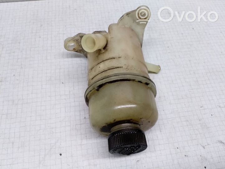 Mazda 626 Serbatoio/vaschetta del liquido del servosterzo 