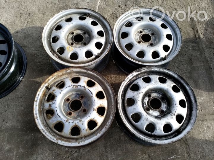 Volkswagen Golf III R 14 plieninis štampuotas ratlankis (-iai) 1H0601025P